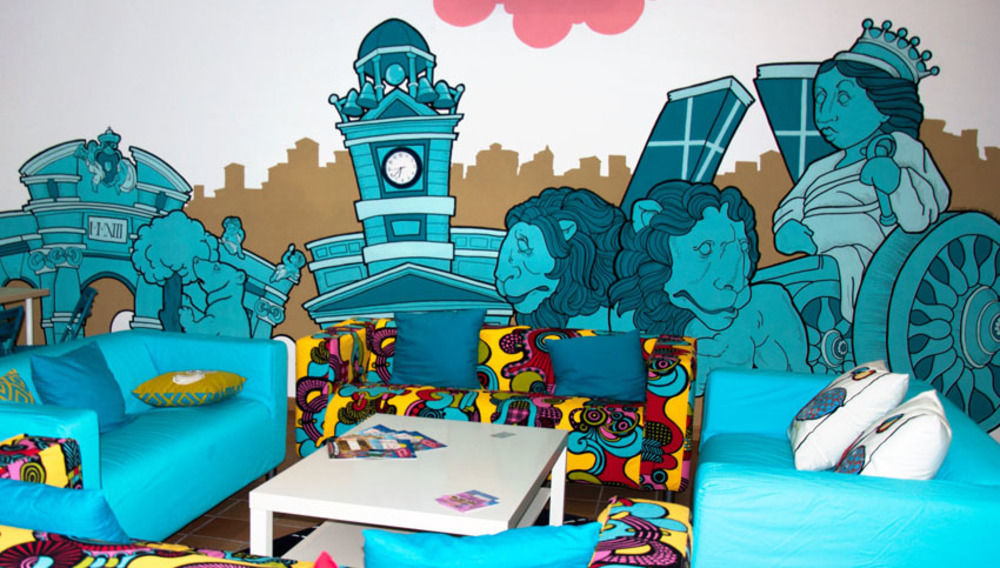 Cats Chill Out Hostel Madrid Bagian luar foto