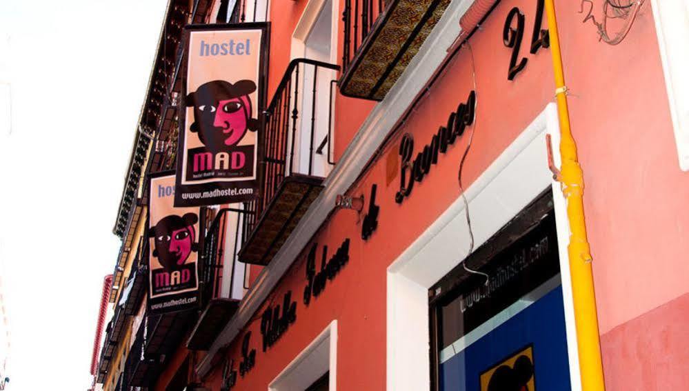 Cats Chill Out Hostel Madrid Bagian luar foto